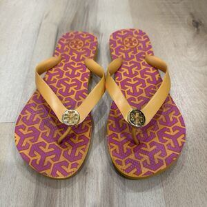 TORY BURCH Thandie Logo Print Flip Flop Sandals Hot Pink Orange 8 Resort Beach